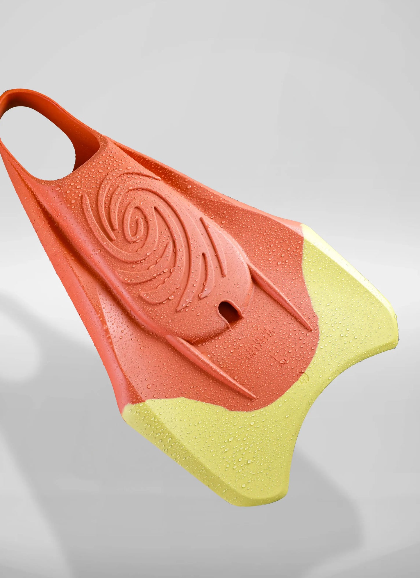 churchill-vortex-s4 MOREY_CHURCHILL__VORTEX_PROD_PICTURE_coral_5.webp
